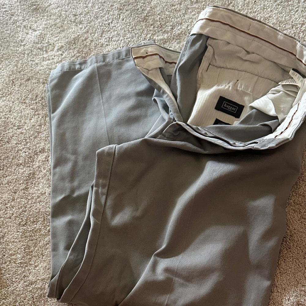 Dockers Men's Chinos in Gray